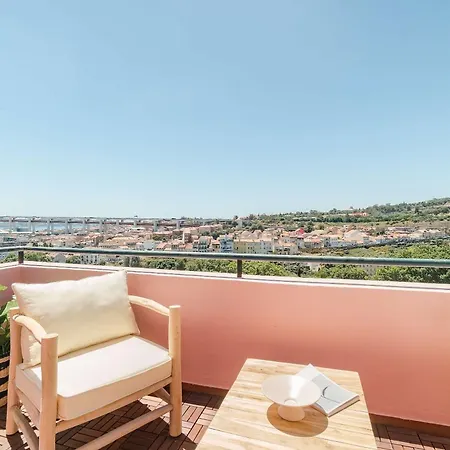 Alcantara 1br With Terrace & View Lisboa